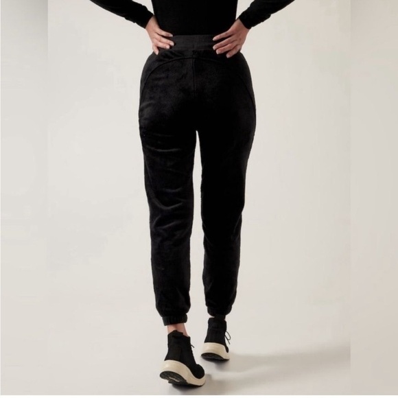 Athleta Cozy Karma Recover Jogger Black - Picture 3 of 16